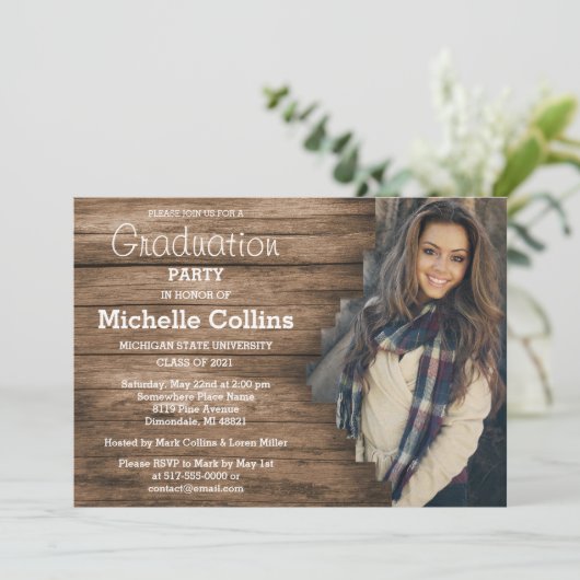 Stijlvol houten achtergrond Afstuderen Kaart (Staand voorkant)