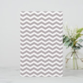 Stijlvol licht grijs en wit zigzag Chevron Pattern (Staand voorkant)