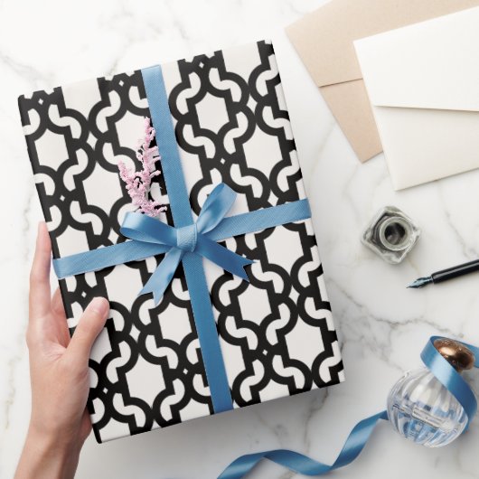 Stijlvol Marokkaans zwart vierlobbig roosterpatroo Cadeaupapier (Geschenken)