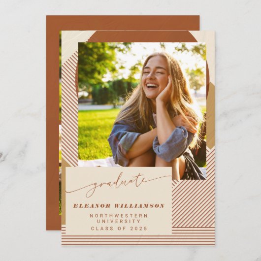 Stijlvol Modern Neutral Geometric Photo Afstuderen Aankondiging (Voorkant / Achterkant)