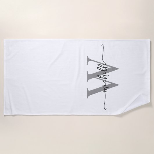 Stijlvol Modern Wit Grijs Monogram Naam Script Strandlaken (Voorkant)