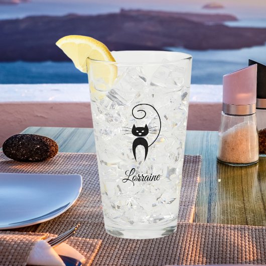 Stijlvol, modern, zwart, met een driekleurig staar glas