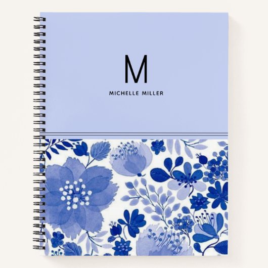 Stijlvol Monogram Blauwe Schaduwen Bloem Notitieboek (Voorkant)