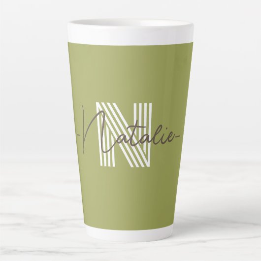 Stijlvol monogram initiaal en kalligrafie Olive Latte Mok (Voorkant)