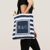Stijlvol Monogram Navy Blauwe Witte Streep Tote Bag (Dichtbij)
