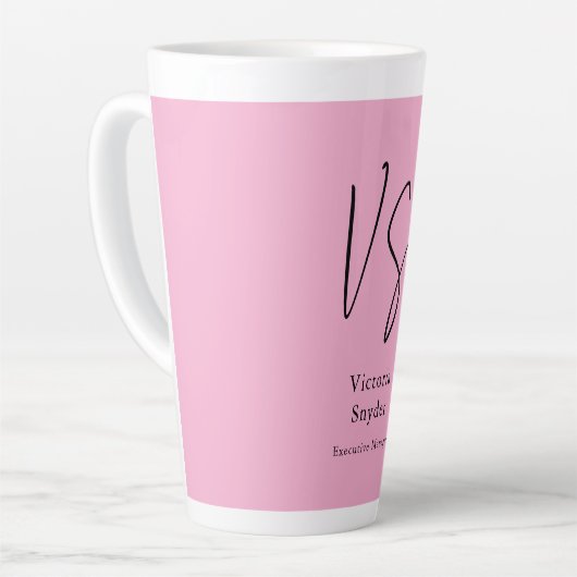 Stijlvol Monogram Professioneel Lichtroze Latte Mok (Linkerhoek)