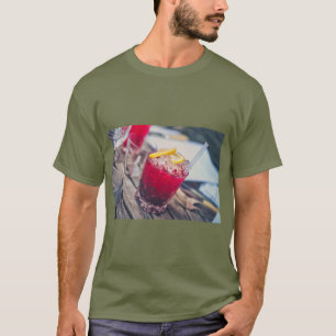 Stijlvol ontwerp voor alcoholische dranken t-shirt