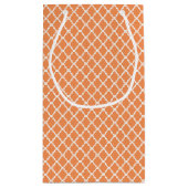 Stijlvol Oranje Quatrefoil monogram met naam Klein Cadeauzakje (Achterkant)