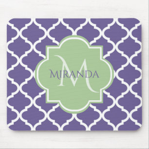 Stijlvol Paars Quatrefoil en noem Groen Monogram Muismat