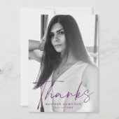 Stijlvol Paarse Script Photo Afstuderen Bedankkaart (Voorkant)