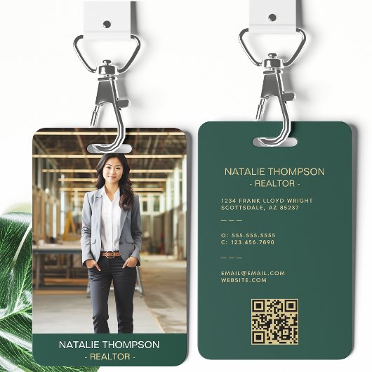 Stijlvol Professioneel Vastgoed Chic Makelaar QR C Badge