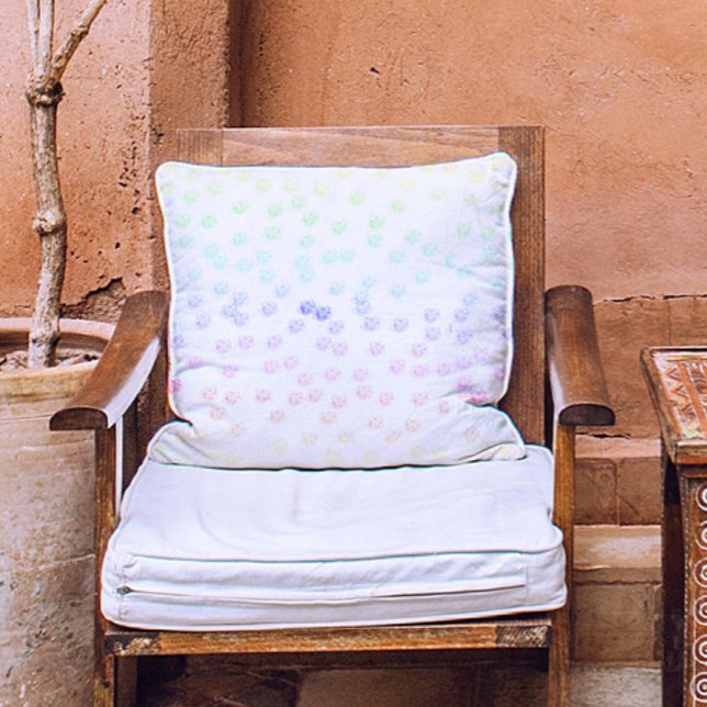 Stijlvol regenboogvloerpatroon kussen (Creator heeft geüpload)