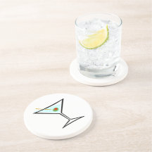 Stijlvol Retro Martini en Groene Olijf met Pimento