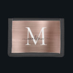 Stijlvol Roos Gold Bored Metal Monogram Manuscript Drievoud Portemonnee<br><div class="desc">Stijlvol Roos goudborsgeborsteld metalen monogram,  drievoudig mapje</div>