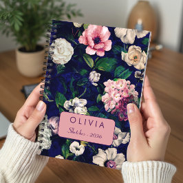Stijlvol roze blauw bloemmotief met monogram notitieboek