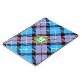 Stijlvol roze blauw Tartan Aangepast monogram scri Notitieboek (Linkerzijde)