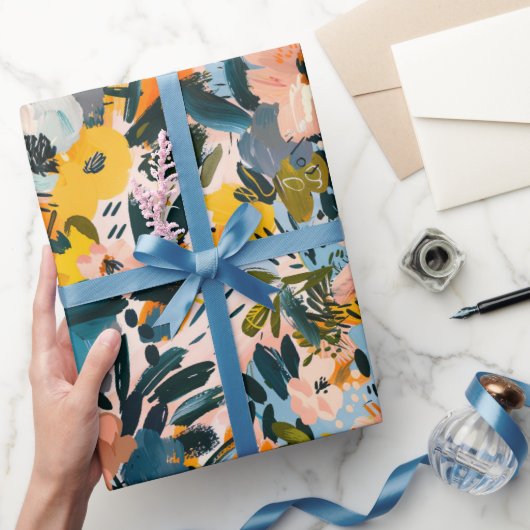 Stijlvol roze en blauw Abstract bloemmotief Cadeaupapier (Geschenken)