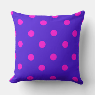 Stijlvol roze en paarse polka stippenpatroon kussen