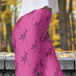 Stijlvol roze vrouwen hockey patroon leggings<br><div class="desc">Blijf stijlvol en comfortabel in op hockey geïnspireerde Leggings! Geef je hockeylook een frisse update met deze leuke, kleurrijke leggings! Ideaal voor training of downtime, deze leggings bieden zowel flair als functie. Van de ijsbaan tot ontspanning, blijf comfortabel, zelfverzekerd en stijlvol. Shop nu om wat opwinding toe te voegen aan...</div>