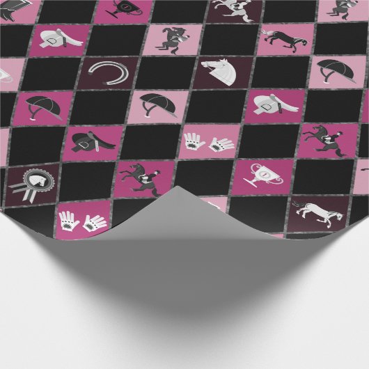 Stijlvol Roze Zwart Paardensport Diamant Patroon Cadeaupapier (Hoek)
