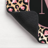 Stijlvol roze zwarte Cheetah Leopard Afdrukmonogra Muismat (Hoek)