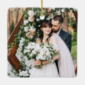 Stijlvol script, gehuwd met Merry Wood Wedding Keramisch Ornament (Achterkant)