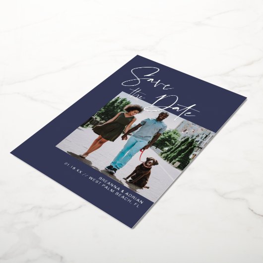 Stijlvol script | Navy & Silver Wedding Photo Folie Uitnodiging (Gedraaid)