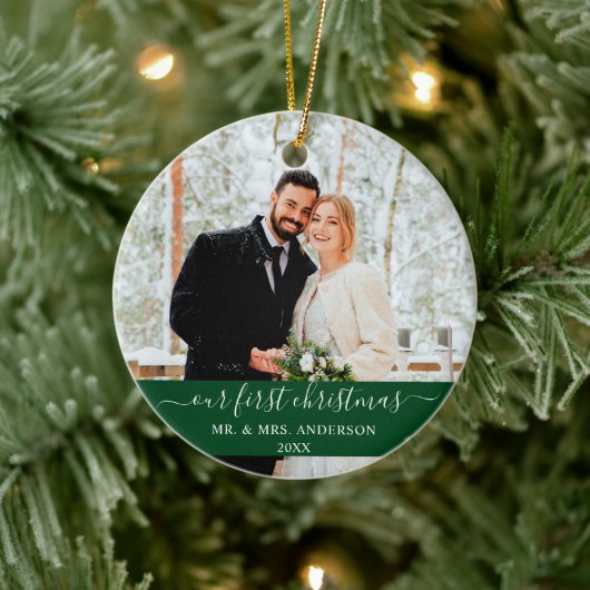 Stijlvol script Ons eerste kerstgroen Keramisch Ornament (Boom)