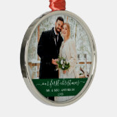 Stijlvol script Ons eerste kerstgroen Metalen Ornament (Rechts)