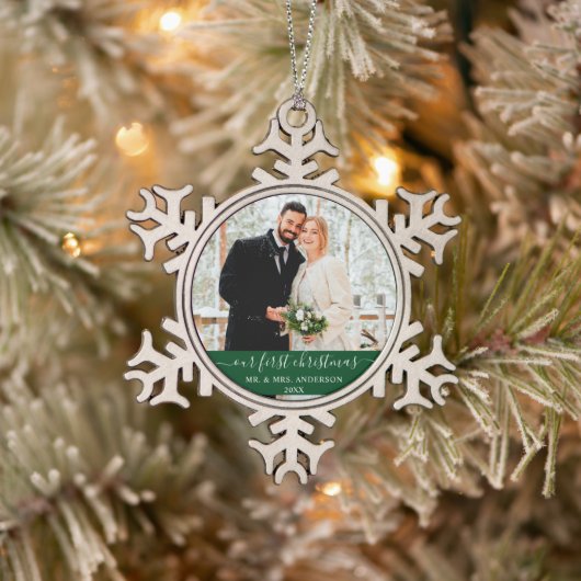 Stijlvol script Ons eerste kerstgroen Tin Sneeuwvlok Ornament (Boom)