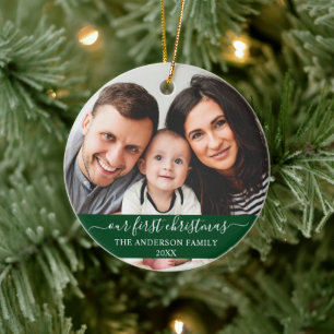 Stijlvol script Onze eerste kerstfamilie Groen Keramisch Ornament