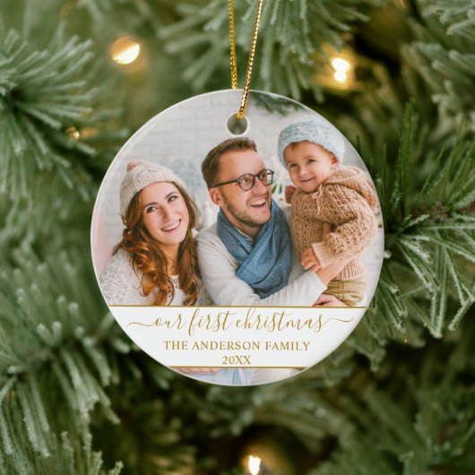 Stijlvol script onze eerste kerstgoudfamilie keramisch ornament (Boom)