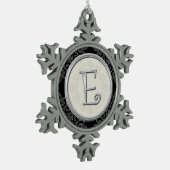 Stijlvol Silver Monogram E Kerstmis Tin Sneeuwvlok Ornament (Links)