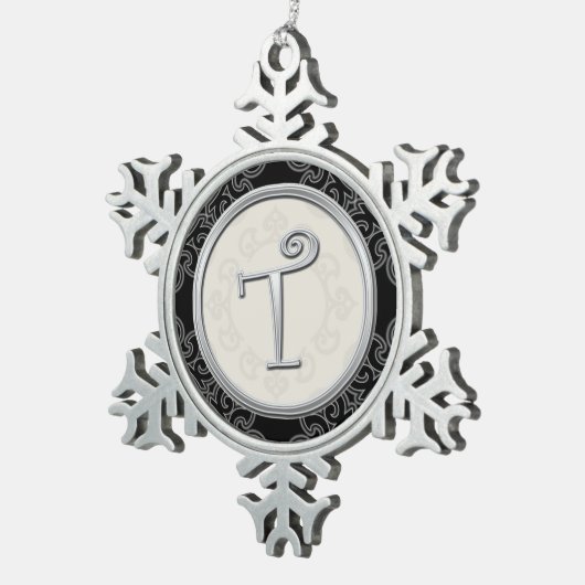 Stijlvol Silver Monogram T Kerstmis Tin Sneeuwvlok Ornament (Rechts)