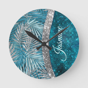 Stijlvol turkooizen zilverglitter blad monogram ronde klok