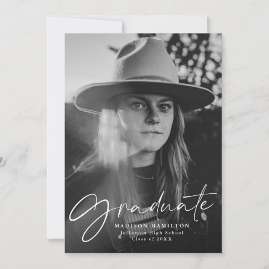 Stijlvol wit script foto Afstuderen Aankondiging (Voorkant)