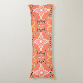 Stijlvol Zalm Roze Floral Abstract Ontwerp Lichaamskussen (Voorkant Verticaal)