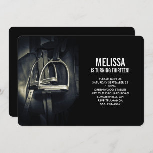 Stijlvol zilver Stirrups op het Engelse zadelzadje Kaart