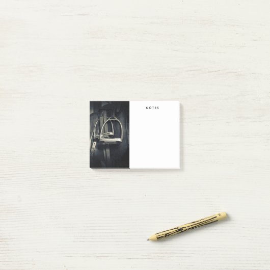 Stijlvol zilver Stirrups op het Engelse zadelzadje Post-it® Notes (Op bureau)