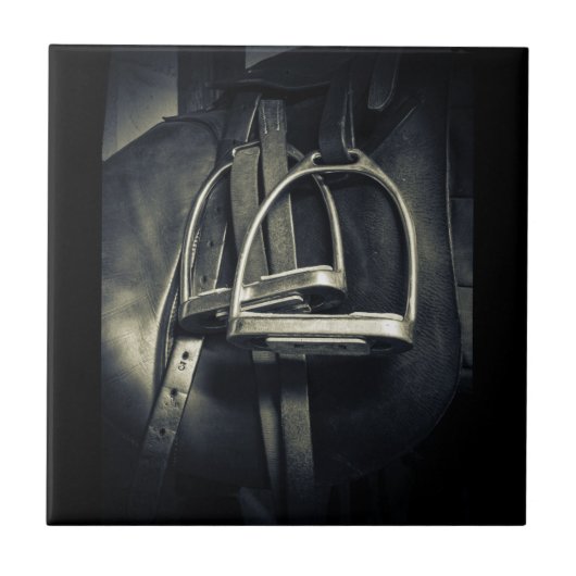 Stijlvol zilver Stirrups op het Engelse zadelzadje Tegeltje (Voorkant)