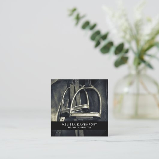 Stijlvol zilver Stirrups op het Engelse zadelzadje Vierkante Visitekaartje (Staand voorkant)