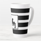 Stijlvol zwart pantherkat — wit modern latte mok (Rechterhoek)