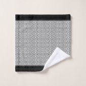 Stijlvol zwart-wit Geometrisch Patroonmonogram Bad Handdoek (Wasdoekje)