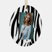 stijlvol, zwart-witzebrapad keramisch ornament (Rechts)