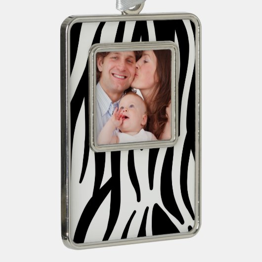 stijlvol, zwart-witzebrapad verzilverd omlijst ornament (Rechts)