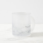Stijlvolle aanpasbare tekst op transparante marmer matglas koffiemok (Voorkant rechts)