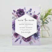 Stijlvolle afdrukbare Paarse Floral Wedding Save The Date (Staand voorkant)