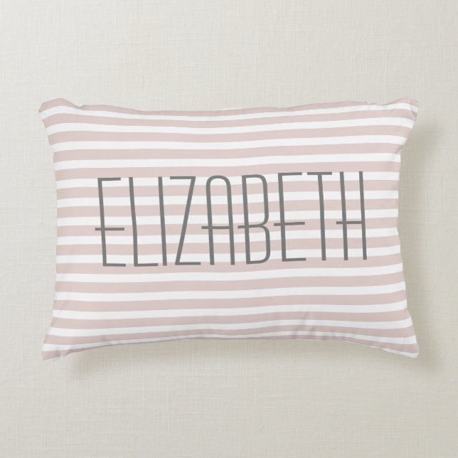 Stijlvolle Bleek Roze Aangepaste Naam Spreuk Decor Accent Kussen (Voorkant)
