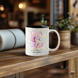 Stijlvolle Boho Chic Floral Monogram Mok - E