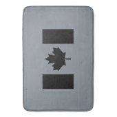 Stijlvolle Canadese vlag in zwart Badmat (Voorkant Verticaal)